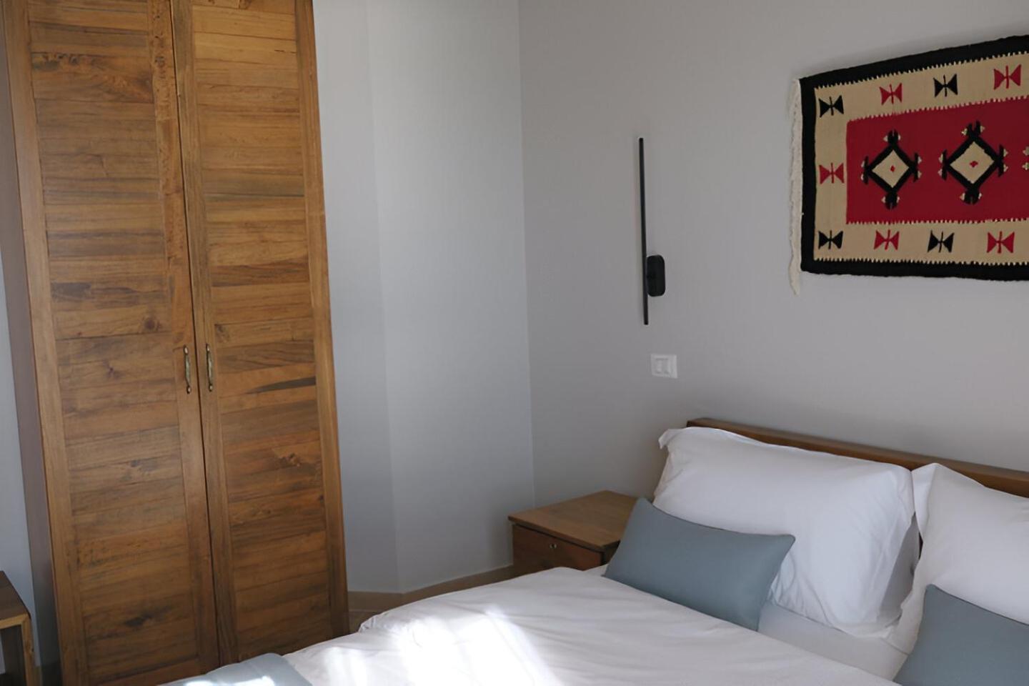 Doko Hotel Radhimë Eksteriør billede